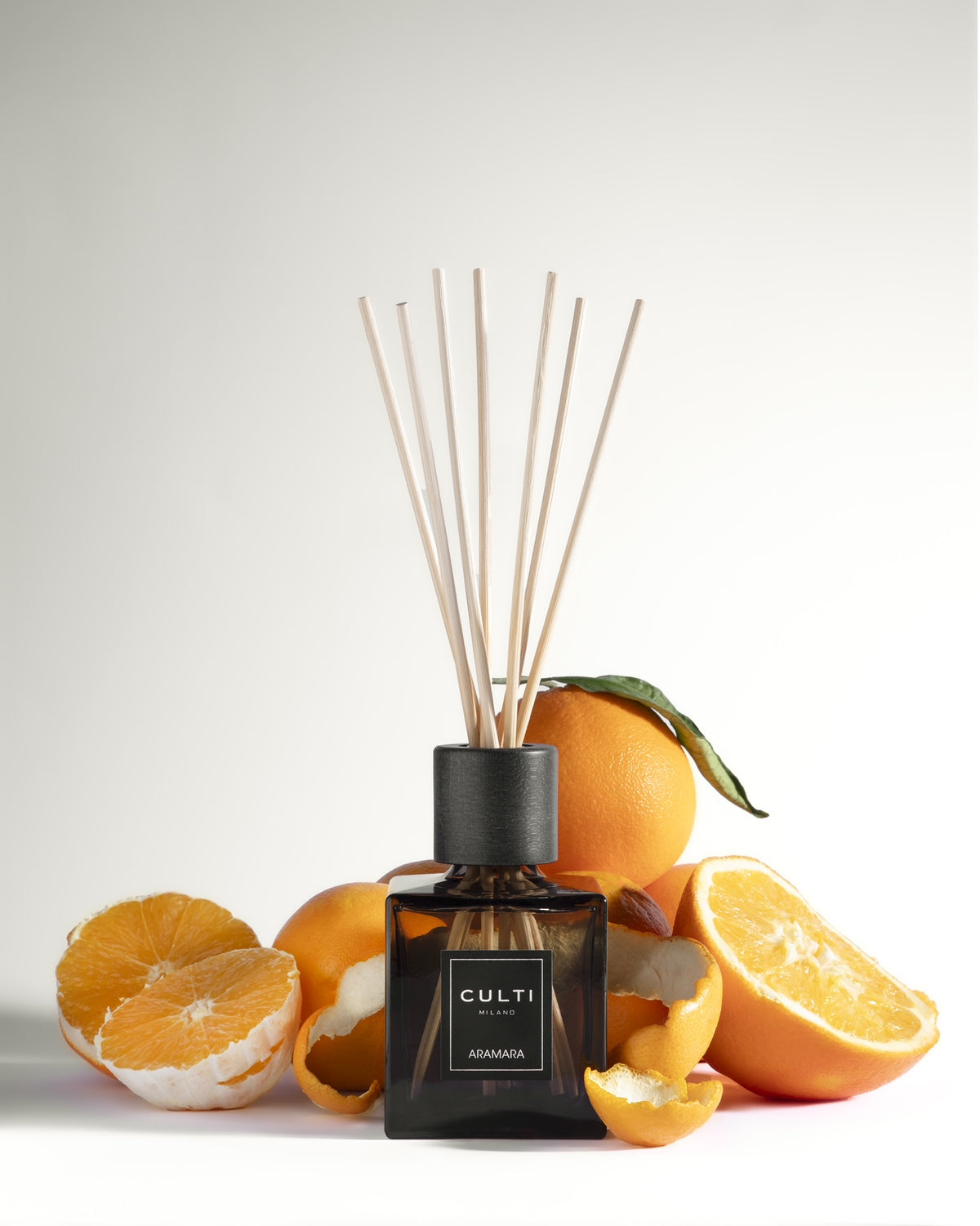 CULTI MILANO Aramara mit Orangen und Duftstäbchen